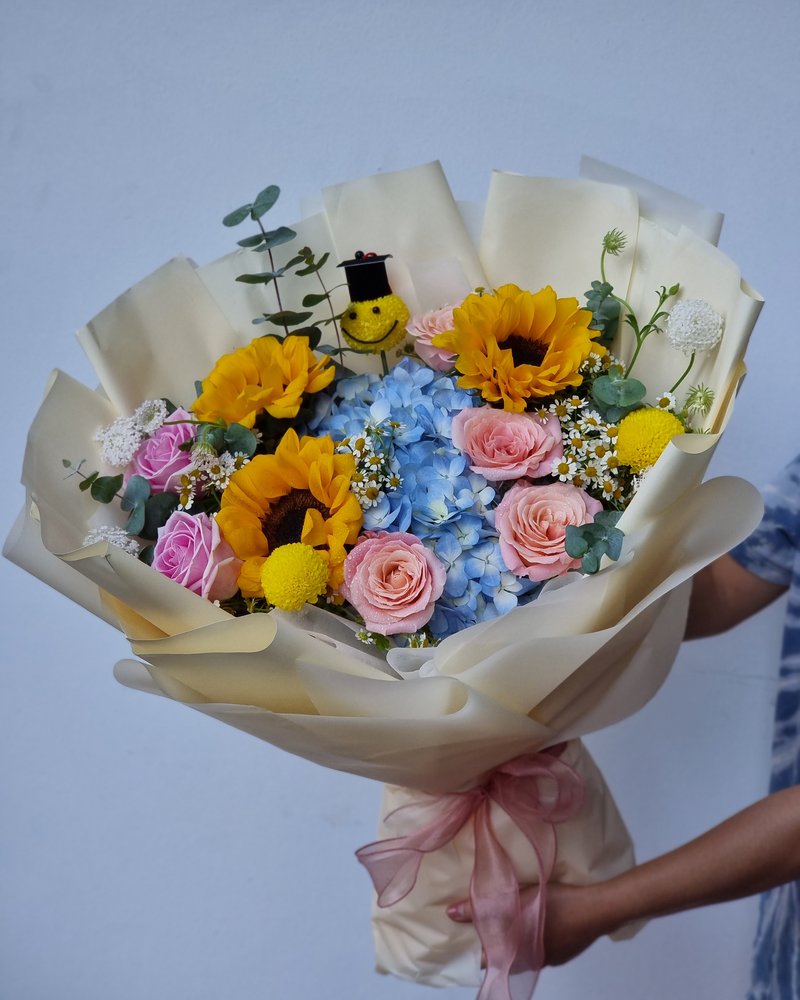 Congratulations Bouquets No. 17, arranged by ChorPhaka Florist