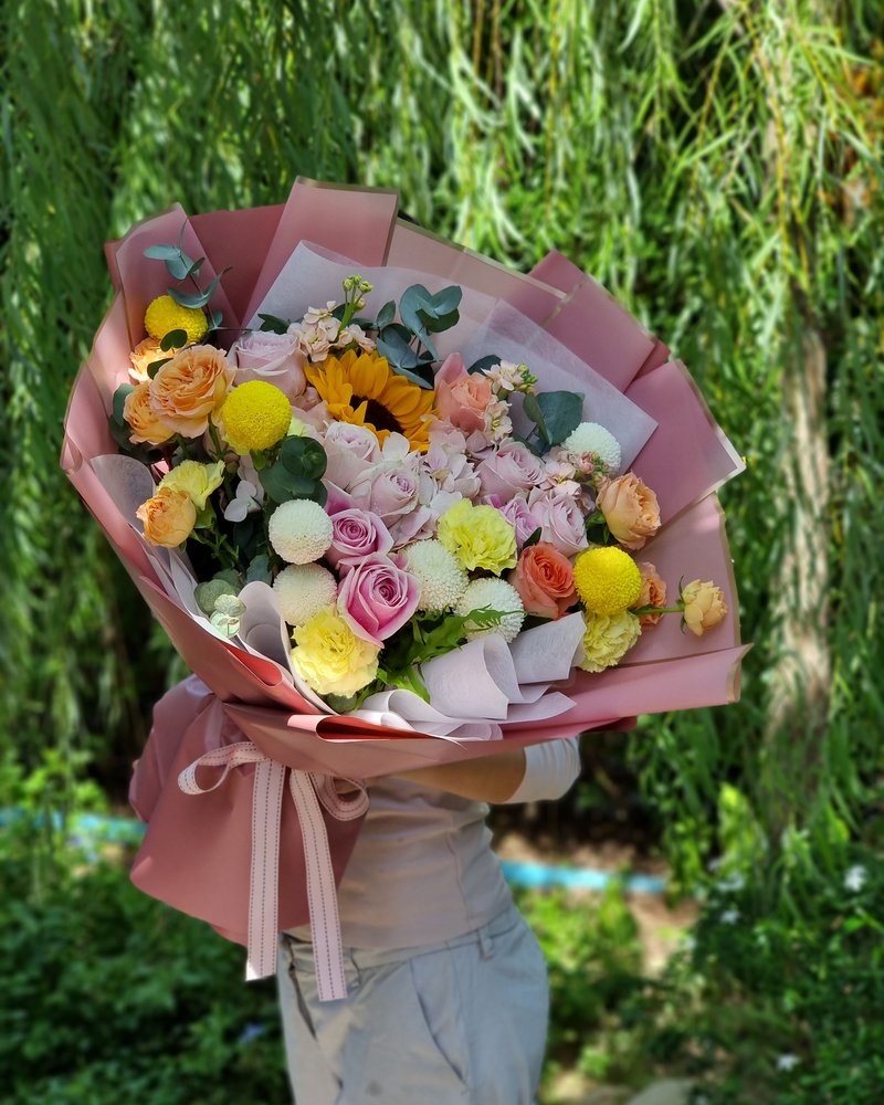 Congratulations Bouquets No. 21, arranged by ChorPhaka Florist