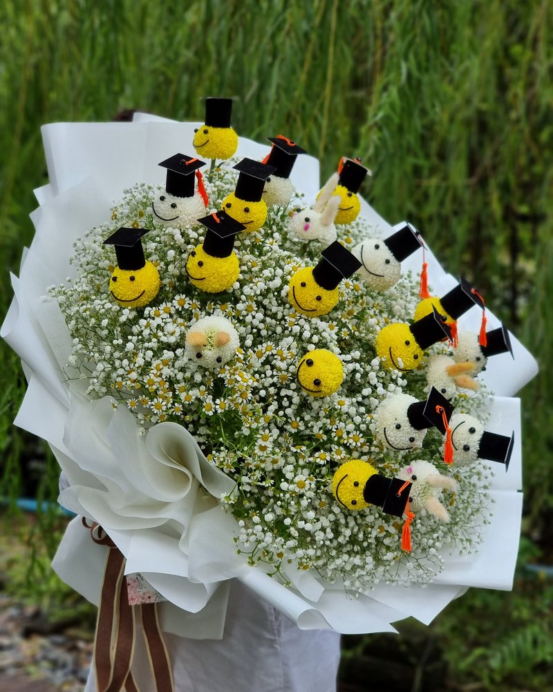 Congratulations Bouquets No. 22, arranged by ChorPhaka Florist