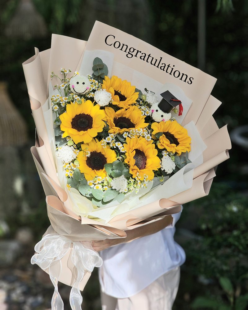Congratulations Bouquets No. 31, arranged by ChorPhaka Florist