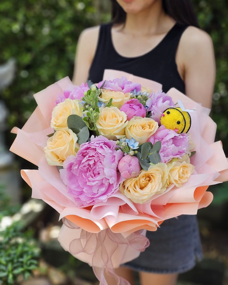 Congratulations Bouquets No. 33, arranged by ChorPhaka Florist