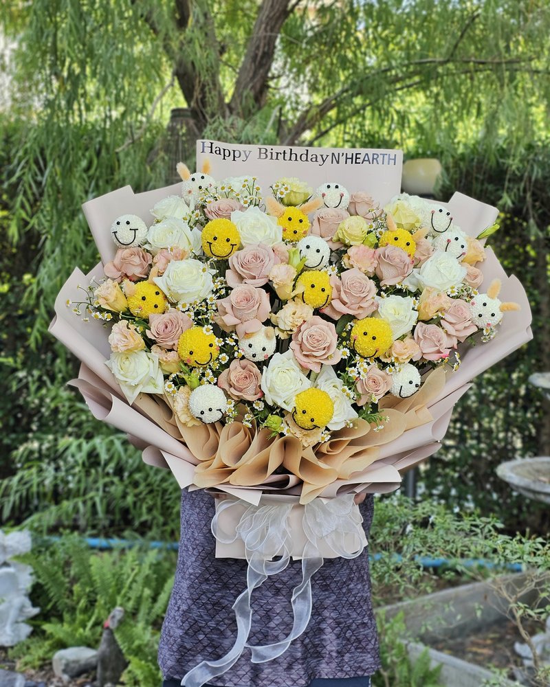 Congratulations Bouquets No. 39, arranged by ChorPhaka Florist