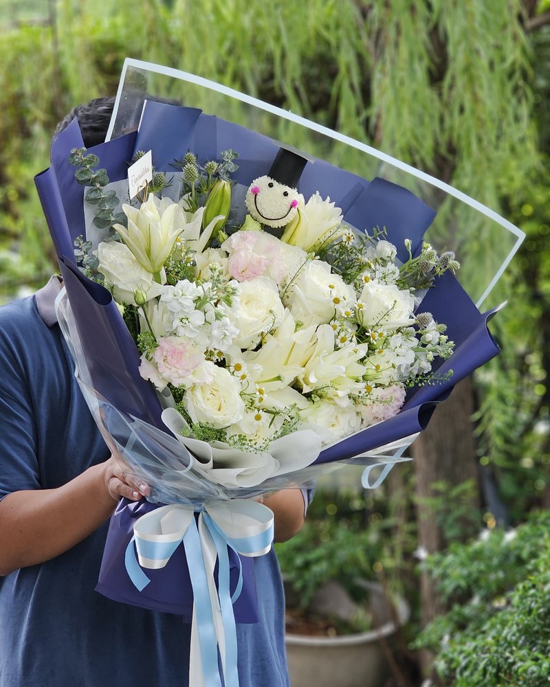 Congratulations Bouquets No. 59, arranged by ChorPhaka Florist