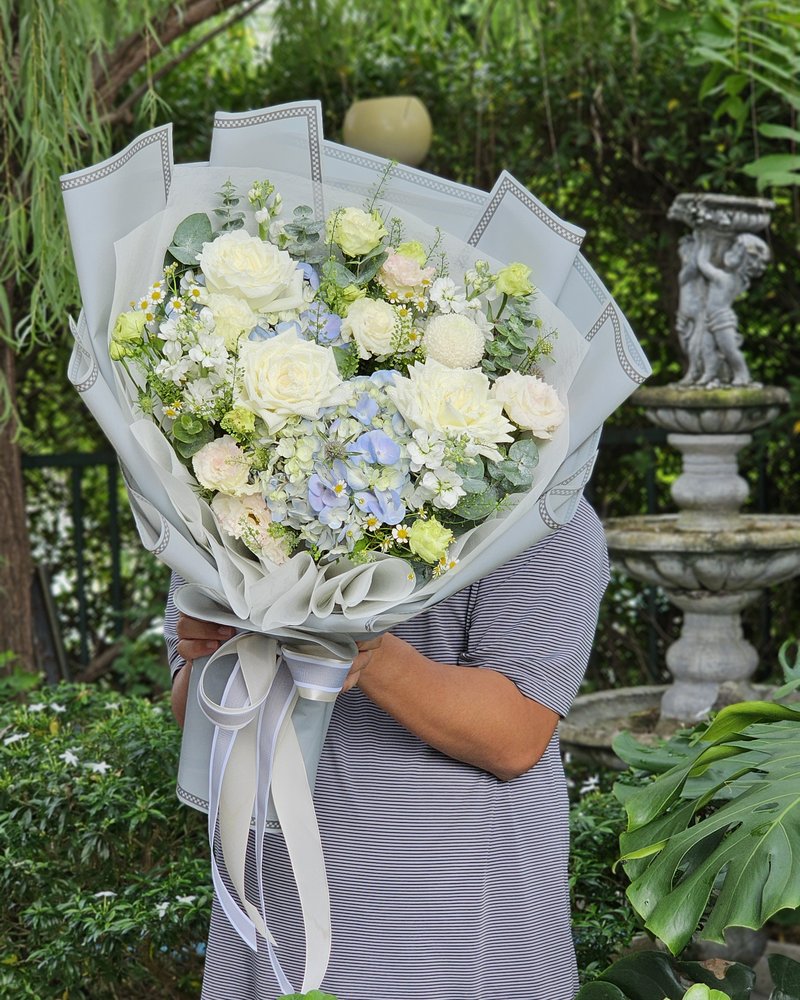Congratulations Bouquets No. 61, arranged by ChorPhaka Florist