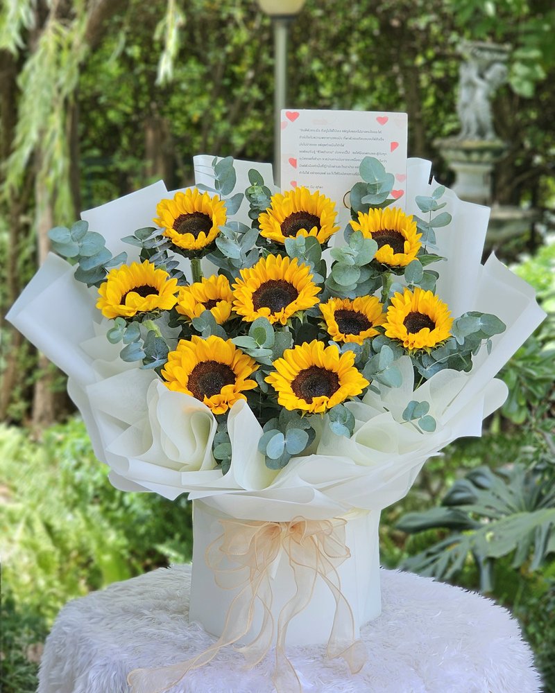 Congratulations Bouquets No. 71, arranged by ChorPhaka Florist