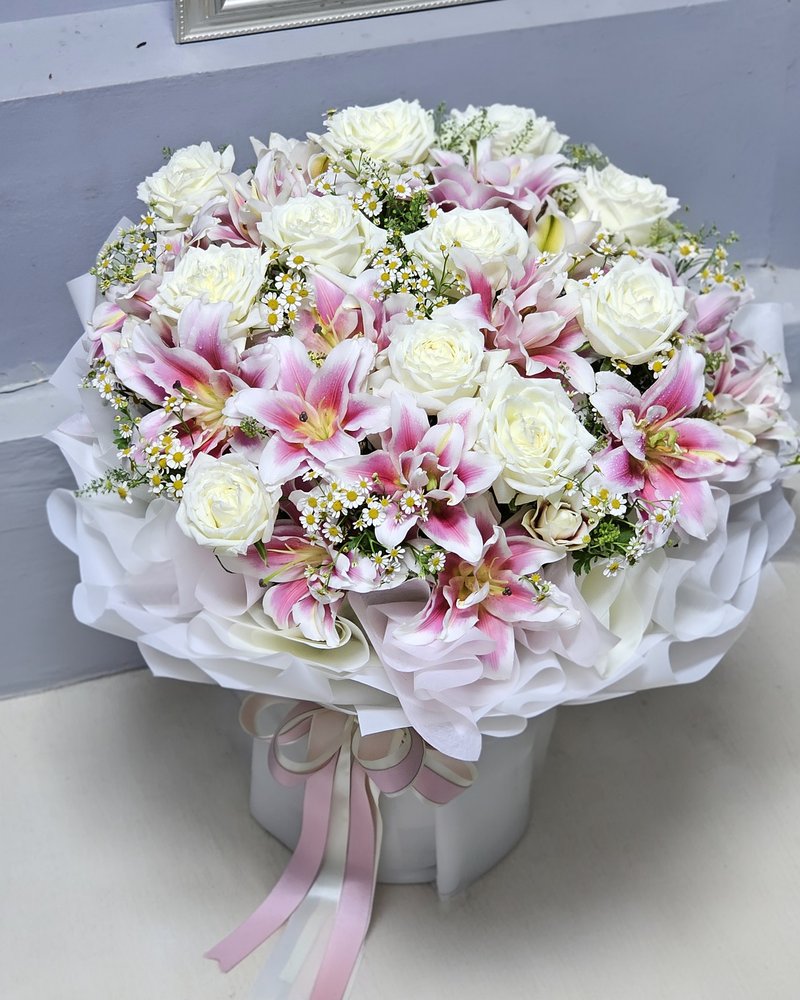 Congratulations Bouquets No. 73, arranged by ChorPhaka Florist