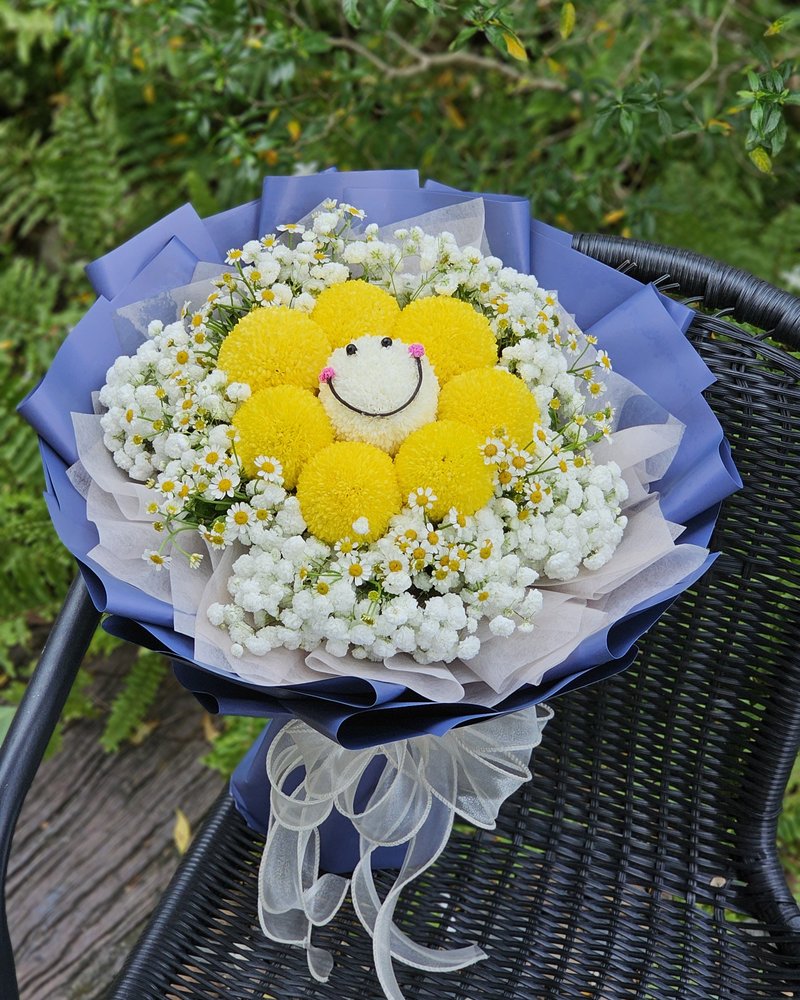 Congratulations Bouquets No. 83, arranged by ChorPhaka Florist