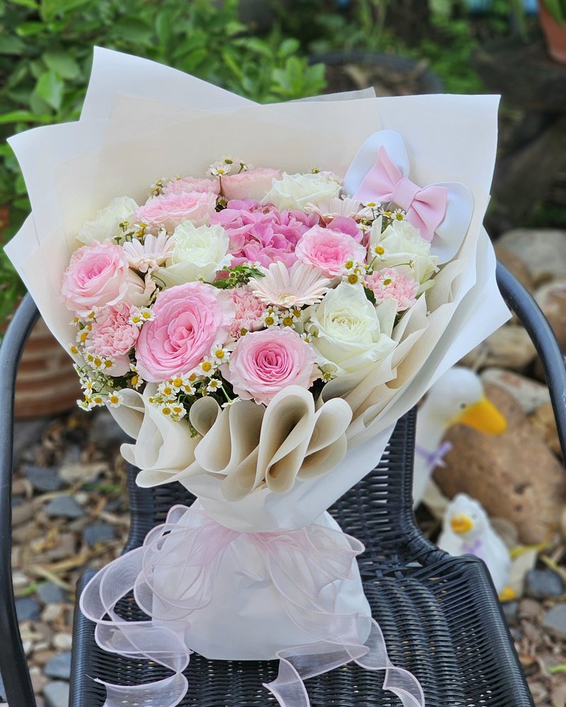 Congratulations Bouquets No. 94, arranged by ChorPhaka Florist
