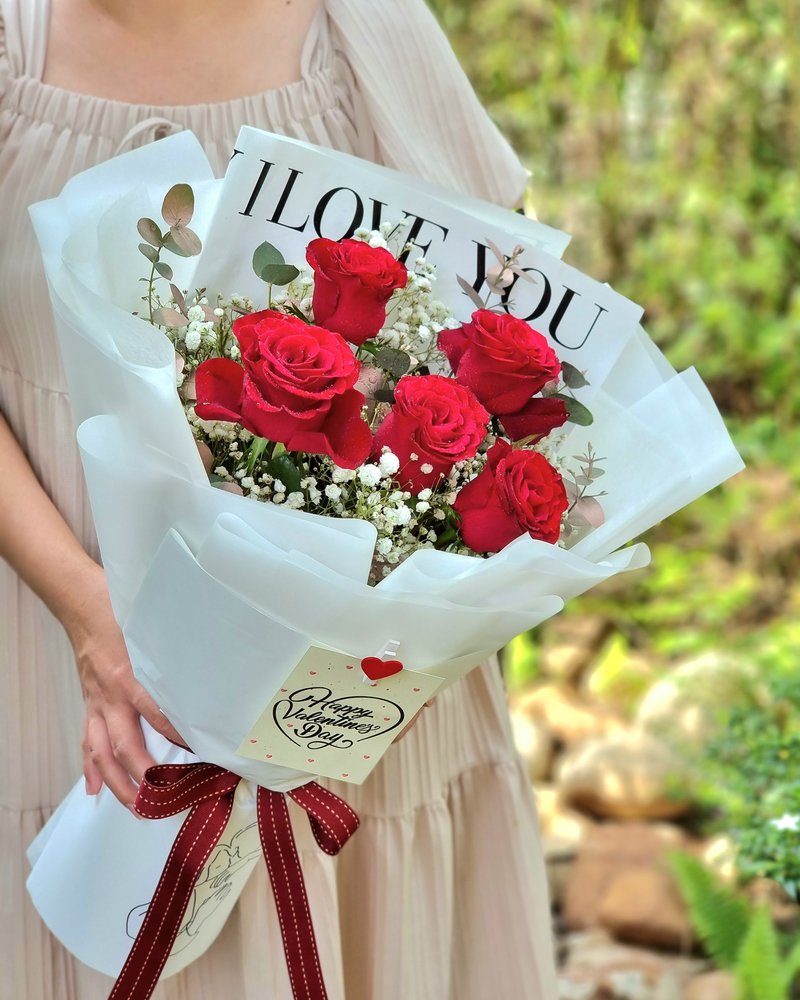 Fresh Flower Bouquets No. 2, arranged by ChorPhaka Florist