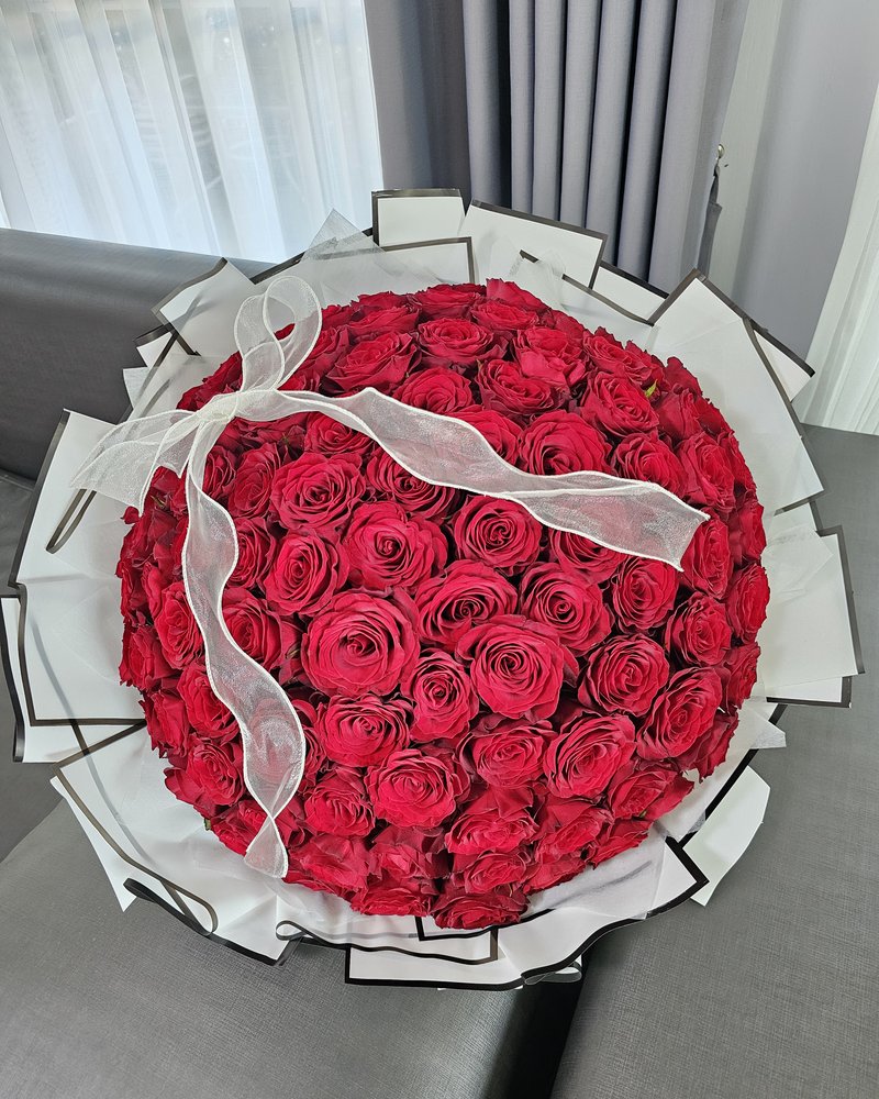 Fresh Flower Bouquets No. 6, arranged by ChorPhaka Florist