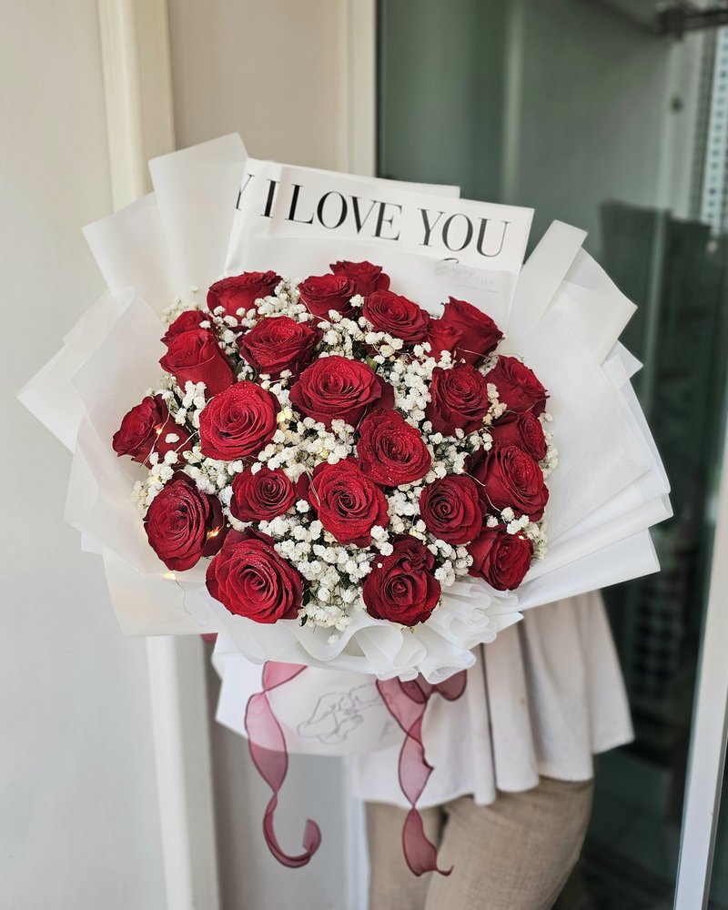 Fresh Flower Bouquets No. 9, arranged by ChorPhaka Florist