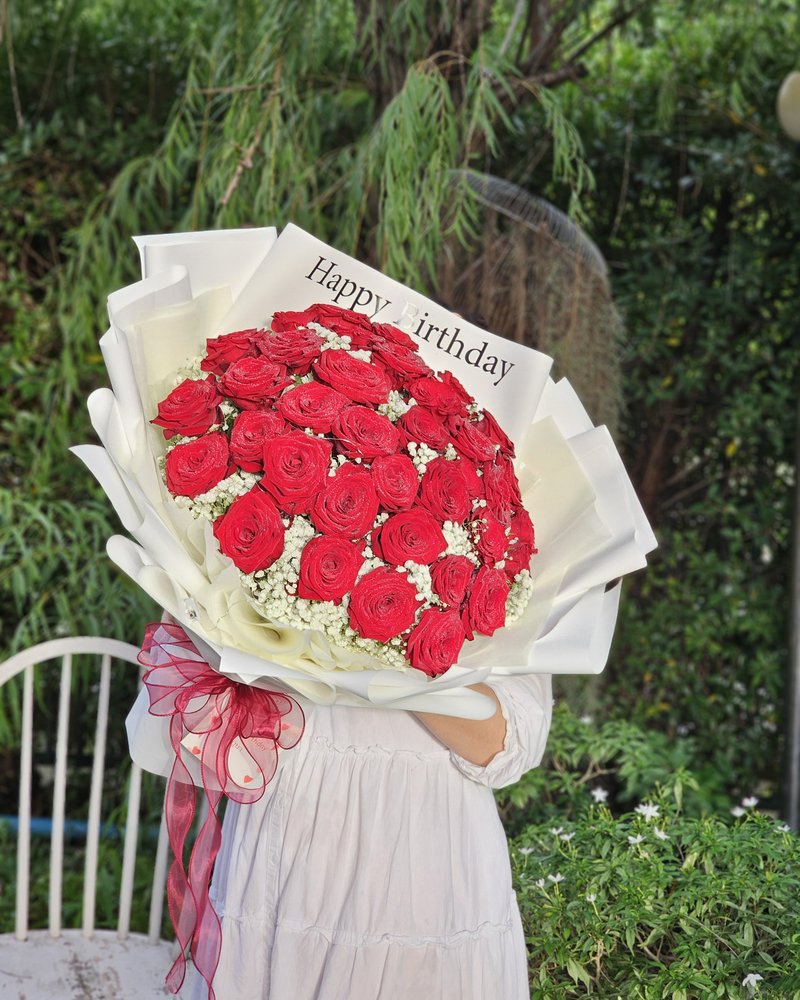 Fresh Flower Bouquets No. 16, arranged by ChorPhaka Florist