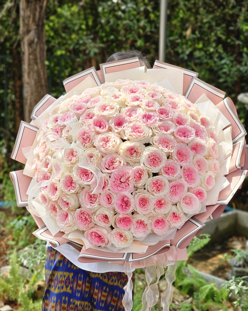 Fresh Flower Bouquets No. 27, arranged by ChorPhaka Florist