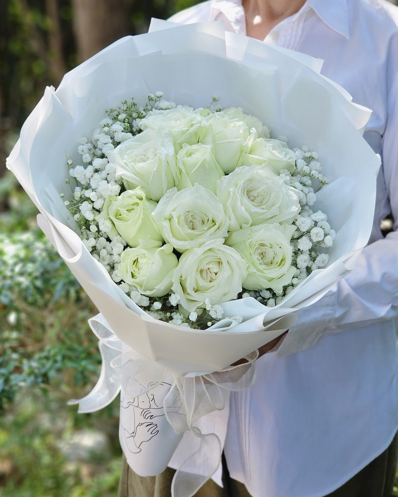 Fresh Flower Bouquets No. 29, arranged by ChorPhaka Florist
