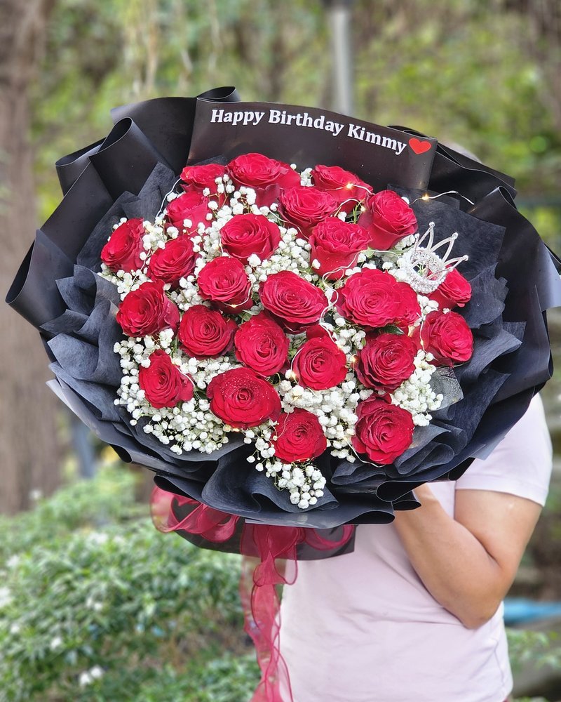 Fresh Flower Bouquets No. 34, arranged by ChorPhaka Florist