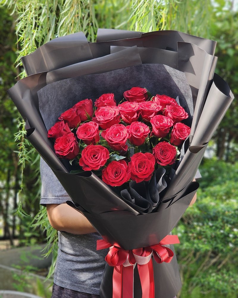 Fresh Flower Bouquets No. 36, arranged by ChorPhaka Florist