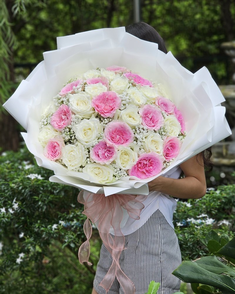 Fresh Flower Bouquets No. 38, arranged by ChorPhaka Florist