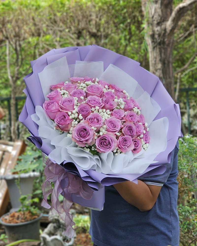 Fresh Flower Bouquets No. 52, arranged by ChorPhaka Florist
