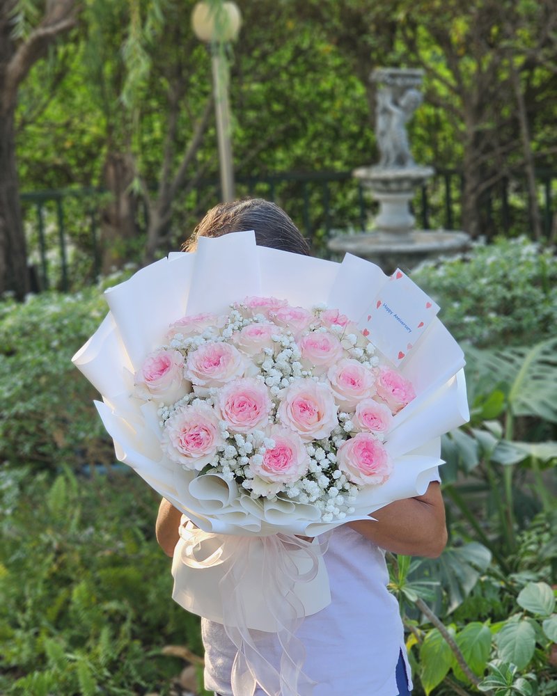 Fresh Flower Bouquets No. 67, arranged by ChorPhaka Florist