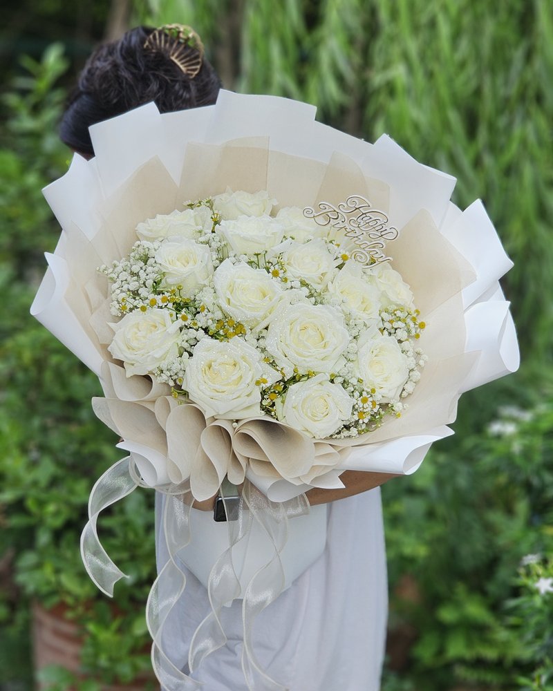 Fresh Flower Bouquets No. 84, arranged by ChorPhaka Florist