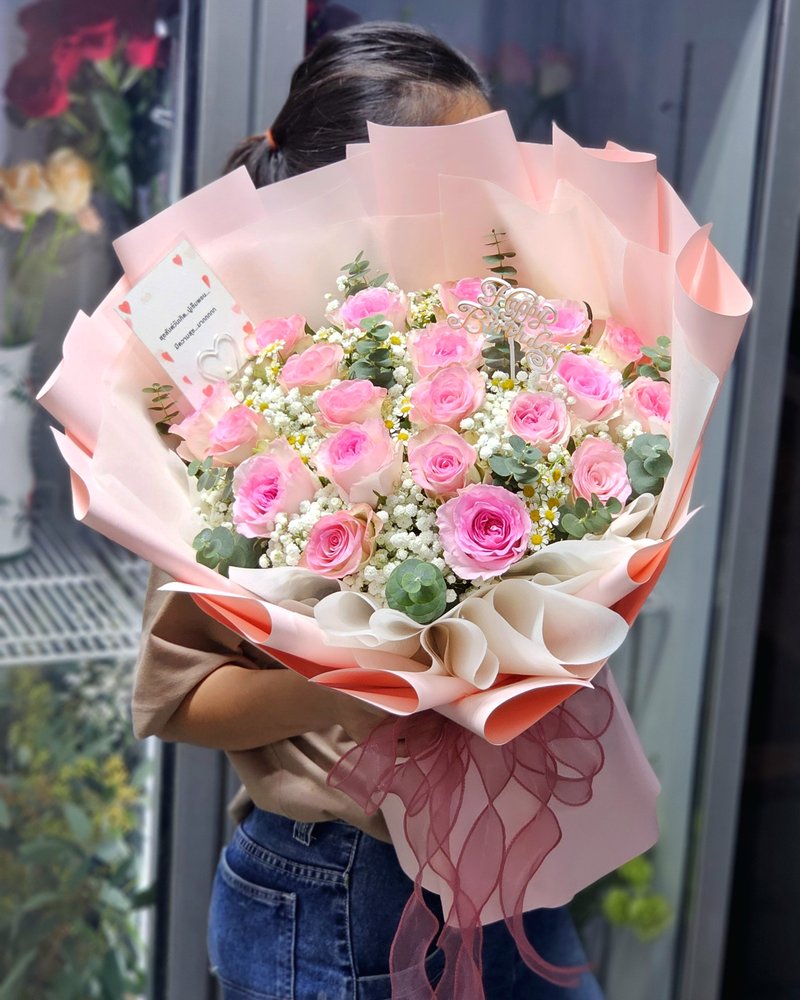 Fresh Flower Bouquets No. 90, arranged by ChorPhaka Florist