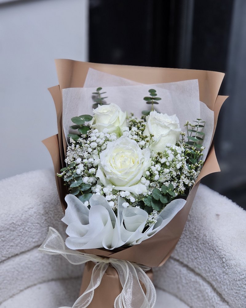 Fresh Flower Bouquets No. 94, arranged by ChorPhaka Florist