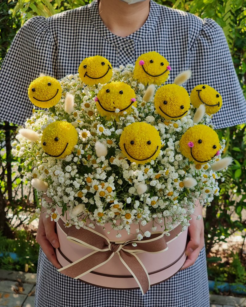 Flower Vases No. 1, arranged by ChorPhaka Florist