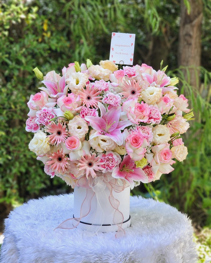 Flower Vases No. 9, arranged by ChorPhaka Florist