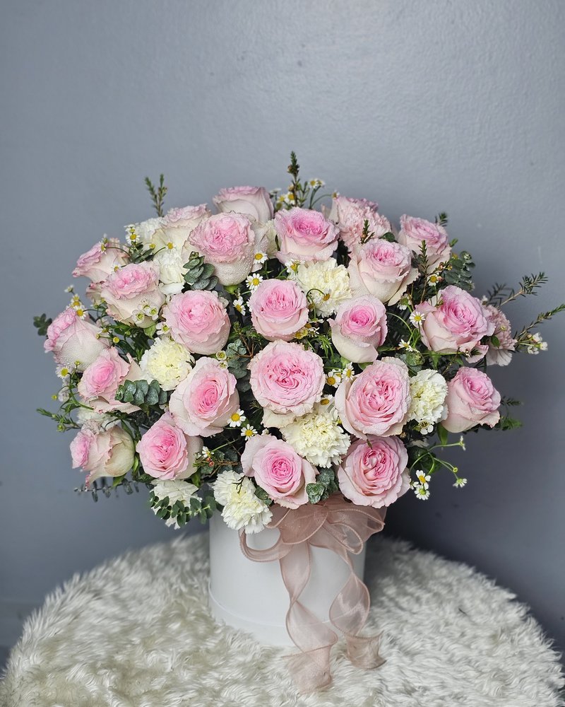 Flower Vases No. 16, arranged by ChorPhaka Florist