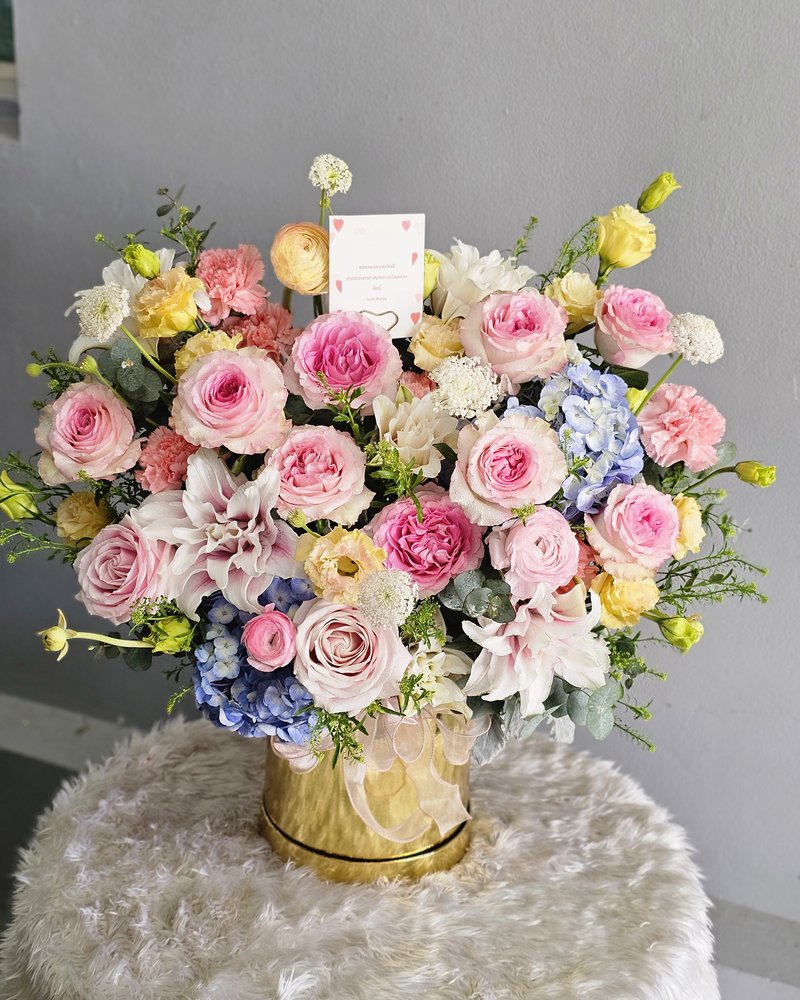 Flower Vases No. 19, arranged by ChorPhaka Florist