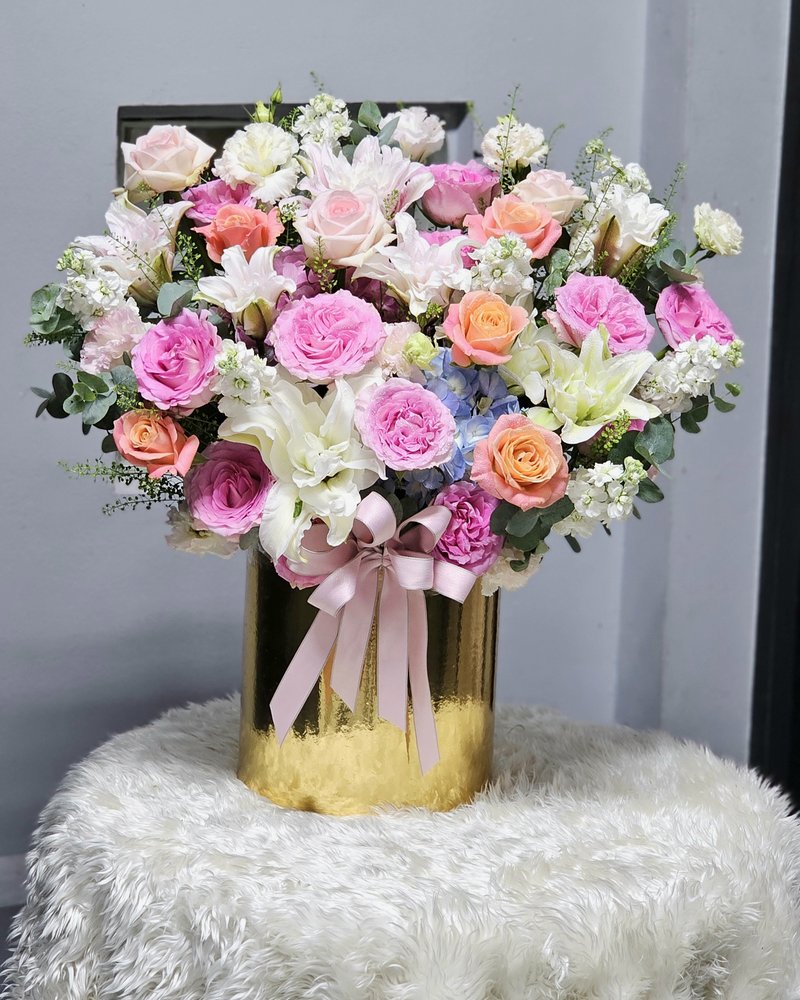 Flower Vases No. 37, arranged by ChorPhaka Florist
