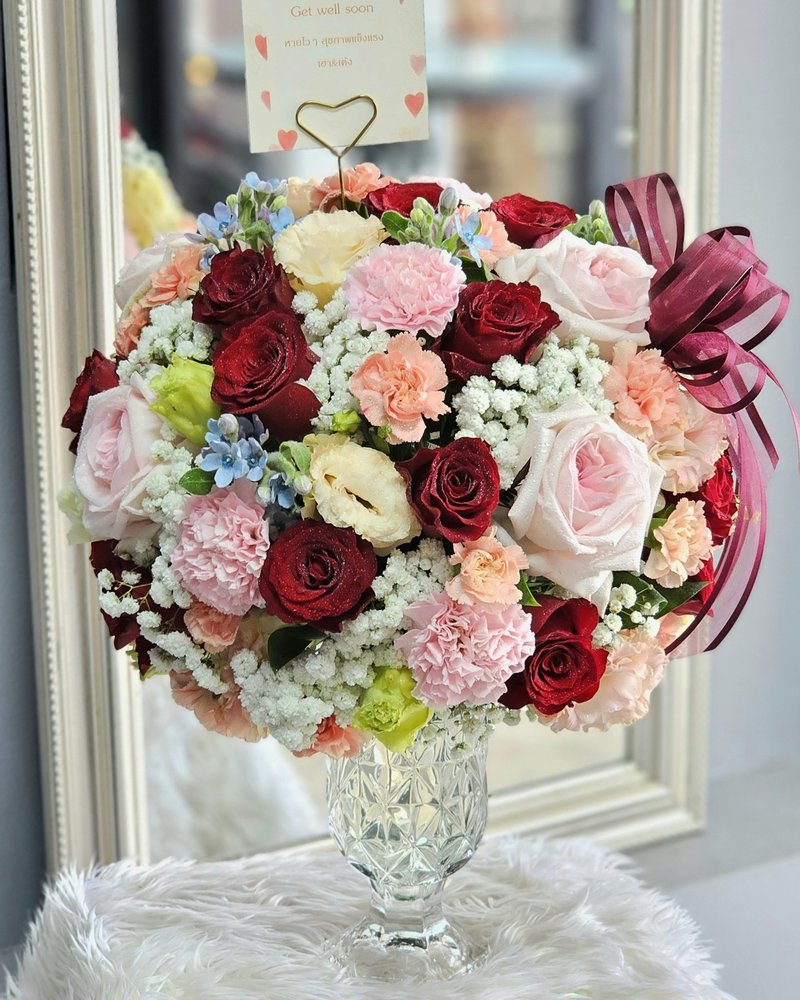 Flower Vases No. 38, arranged by ChorPhaka Florist