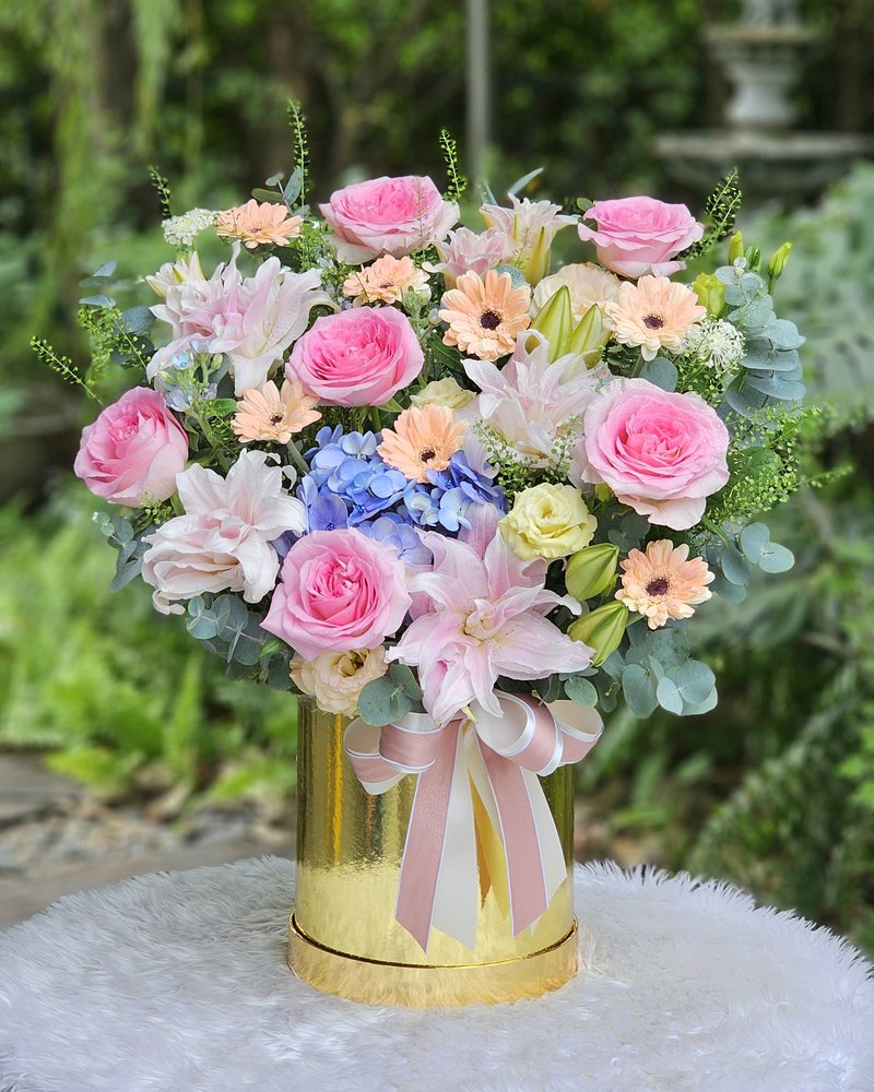 Flower Vases No. 45, arranged by ChorPhaka Florist