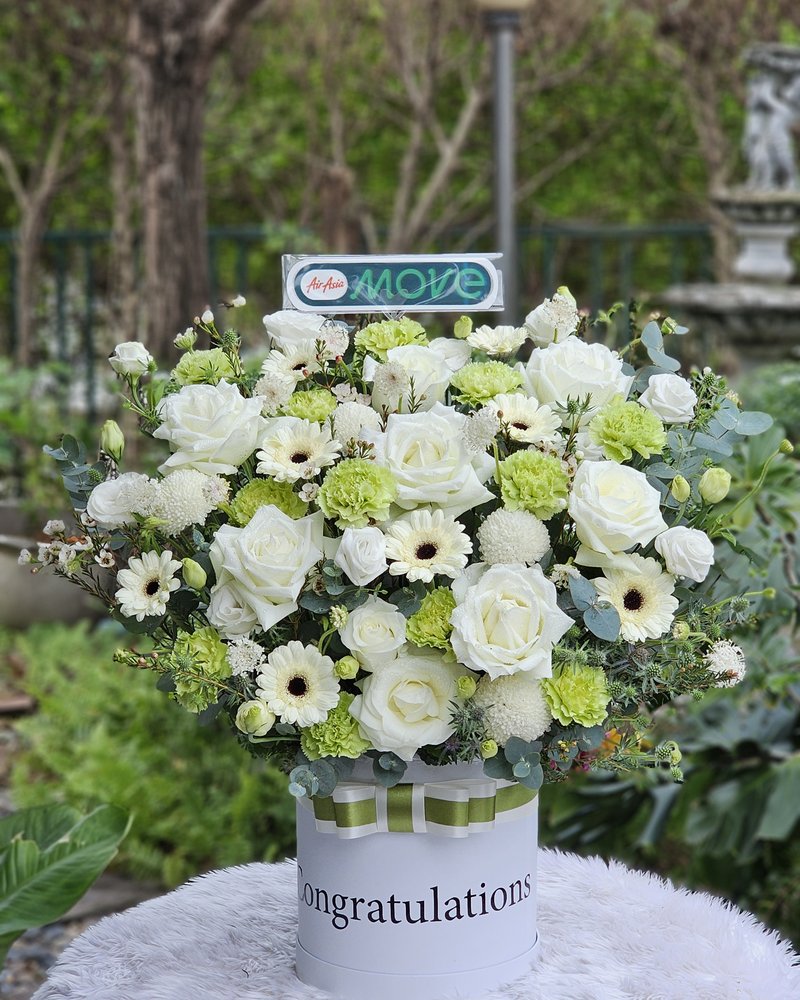 Flower Vases No. 48, arranged by ChorPhaka Florist