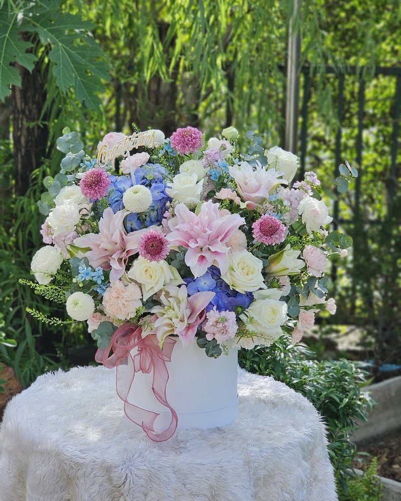 Flower Vases No. 64, arranged by ChorPhaka Florist