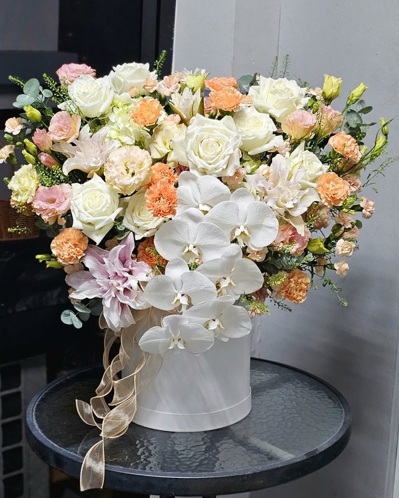 Flower Vases No. 65, arranged by ChorPhaka Florist